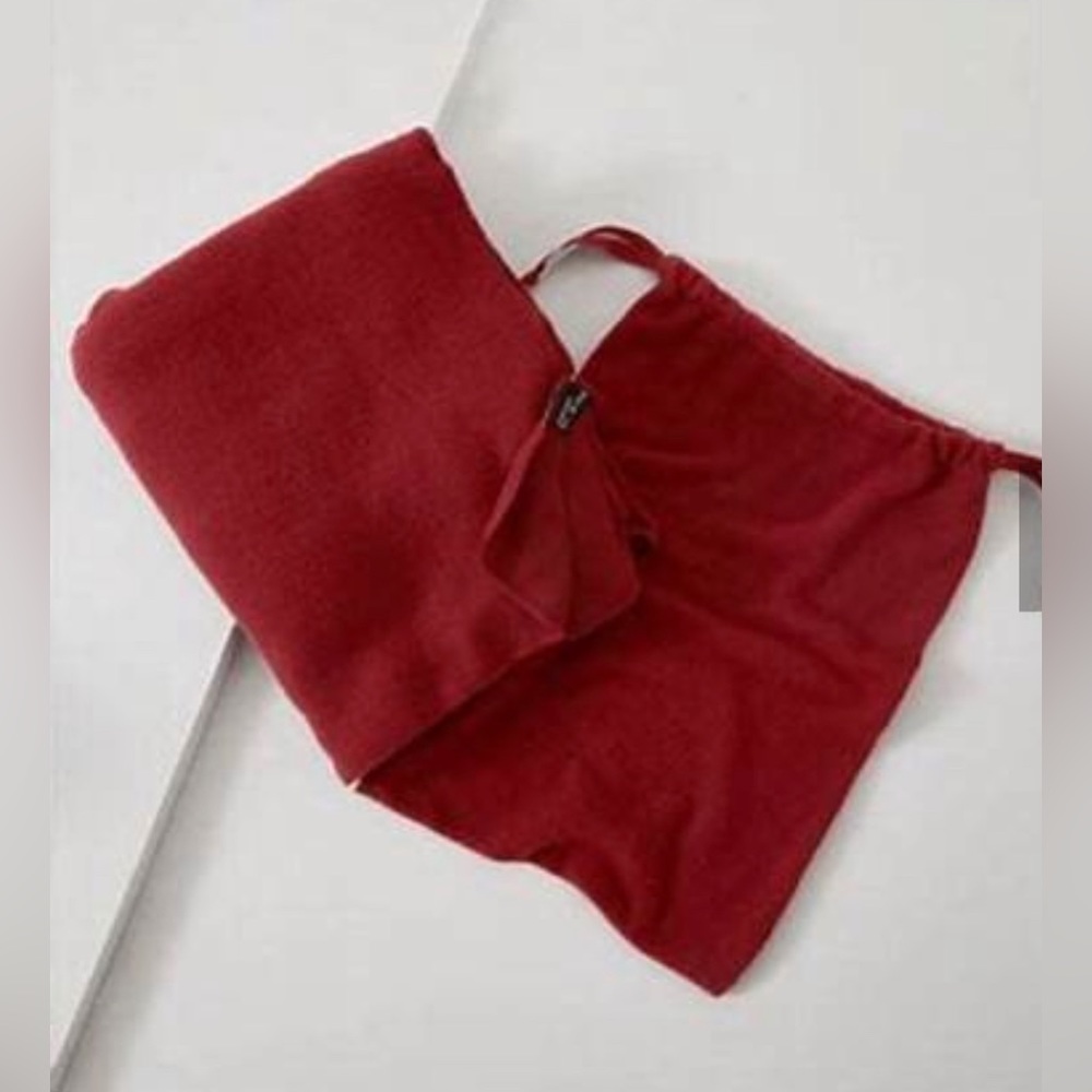 SHORT ST_RIES Travel Blanket